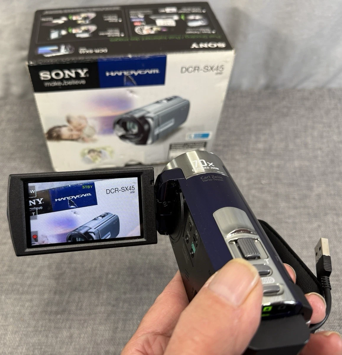 Камкордеры Sony Handycam Blue 40-60x оптический зум - огромный