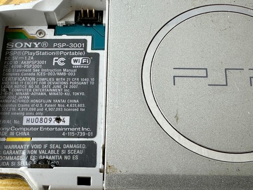 Sony Playstation PSP 3001 Metal Silver Handheld System Console - Parts or Repair - Picture 4 of 5