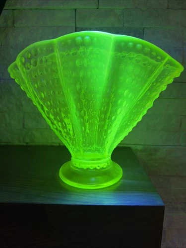 Vintage Fenton Opalescent Hobnail RARE Uranium Glass Fan Vase - 8 1/4 X 10 1/2