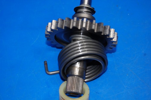 1999 99-01 KX250 KICK START STARTER GEAR SHAFT IDLE MECHANISM SPINDLE 13066-1099 - Bild 9 von 20