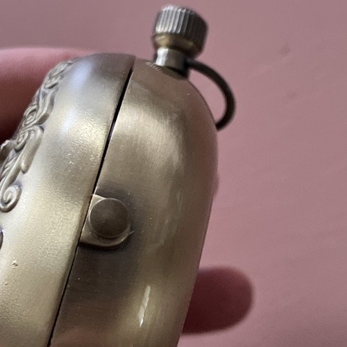 Mr. Christmas Animated Train Pocket Watch Clock Musical Railroad Music Box READ - Bild 8 von 18