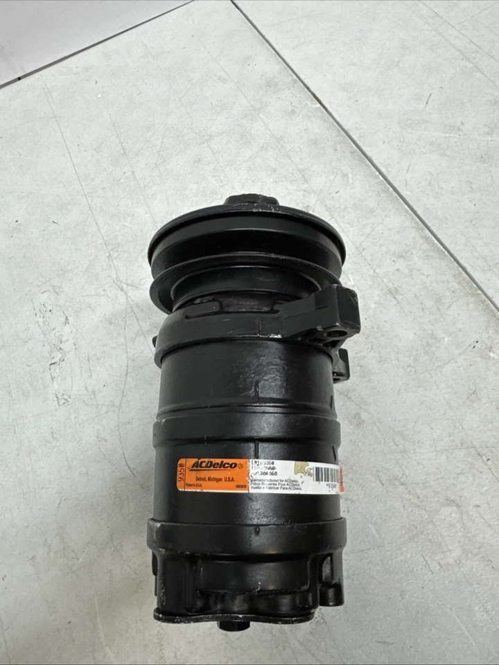 Compresor de aire acondicionado AC Delco 19169350 para 92-93 Chevy-GMC, camioneta Suburban P30 Foto 2 de 4