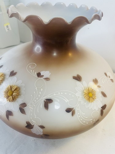VTG GWTW 10" Fitter Beige Hand Painted Floral Daisy Hurricane Glass Lamp Shade - Imagen 9 de 13