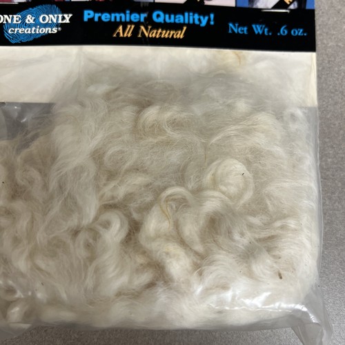 Wavy Wool Fleece .6OZ Natural Can Be Dyed Cleaned Deodorized USA Crafts DIY - Picture 3 of 4