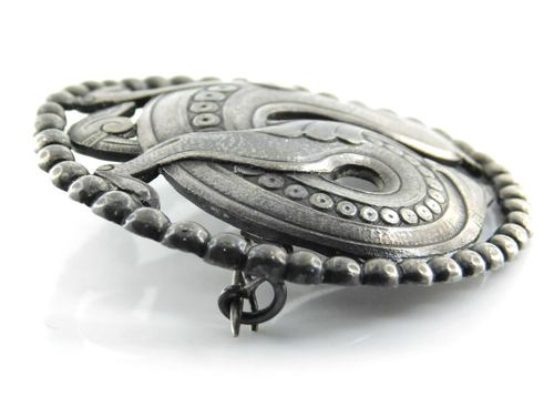 Broche Redondo Vintage Firmado Escandinavo Sujetador Plata Dragón Serpiente - Imagen 4 de 11