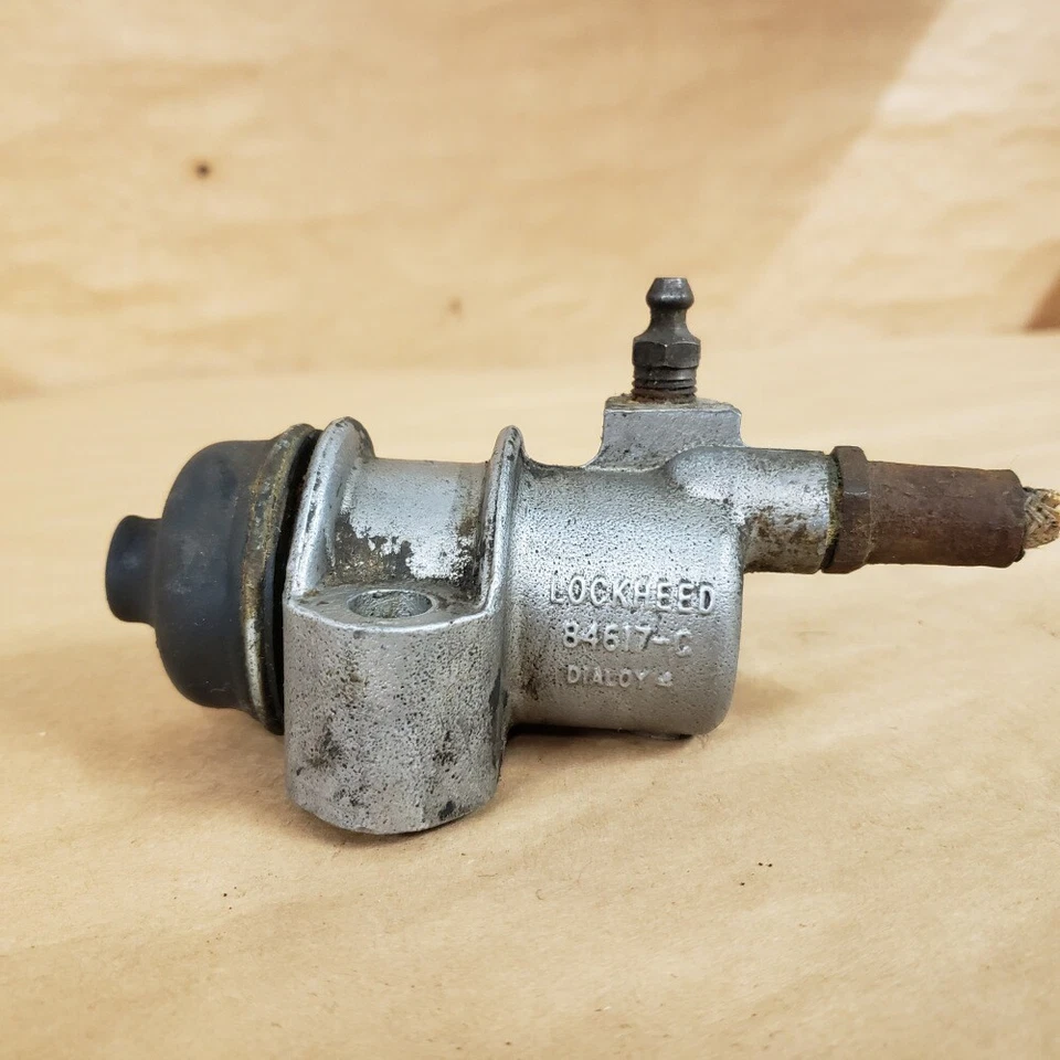 Cilindro esclavo embrague original MG MGA MGB 1955-1980 AP Lockheed OEM Foto 2 de 4