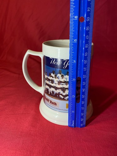 Vintage New York Yankees 70s Team Photo cup Plastic Candy Advertising - Picture 9 of 9