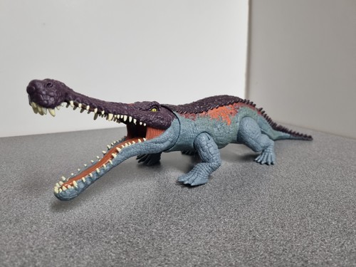 Jurassic World Massive Biters Sarosuchus Dinosaur Mattel Tail Activated