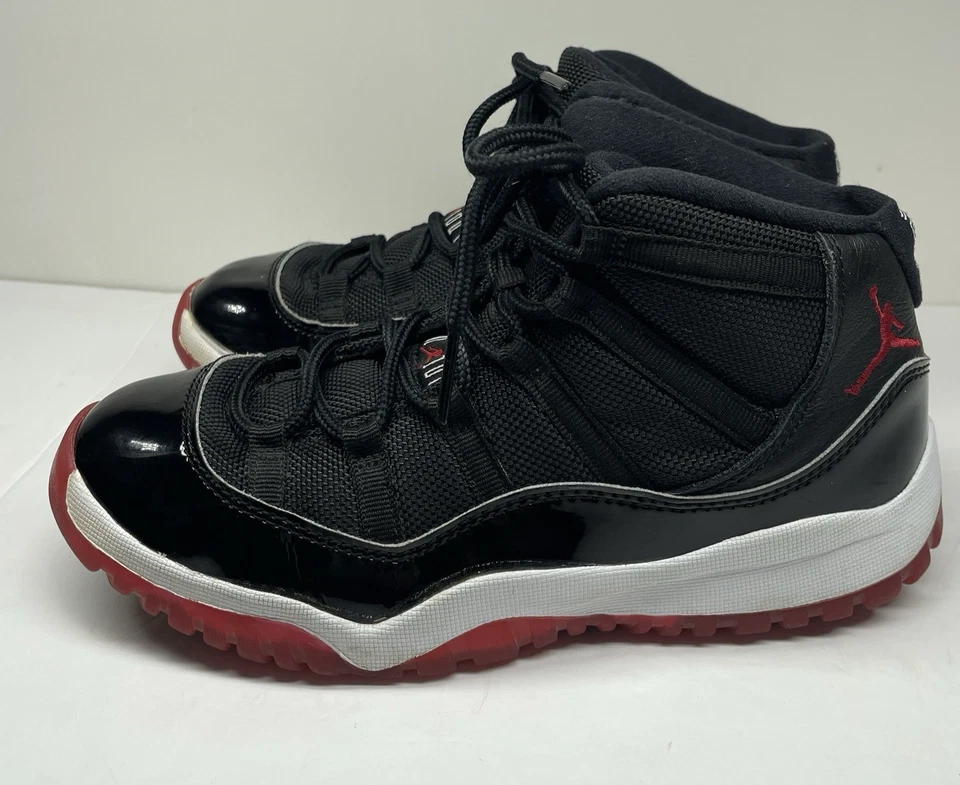Nike Air JORDAN 11 Retro Playoffs BRED Sz 3Y 2019 Black/Red 378038-061🔥 - Imagem 2 de 4