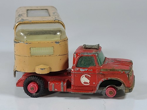 Vtg Matchbox King Size Dodge Articulated Horse Truck 6.5" Diecast Scale Model - Picture 3 of 8
