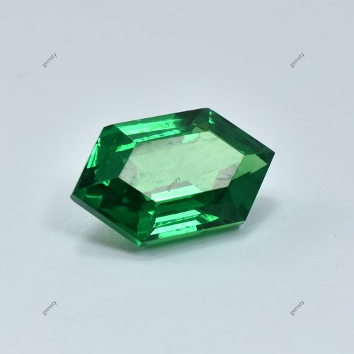 GIR CERTIFIED 9.70 Ct Natural Loose Gemstone Fancy Cut Green  Garnet. - Picture 2 of 13