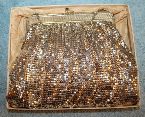 Whiting and Davis USA Vintage Mesh Evening Bag Chain Purse, Bright Silver Tone - Picture 2 of 12