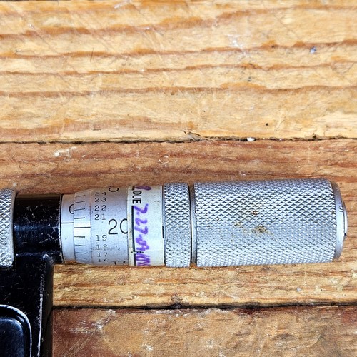 Starrett 436 Outside Micrometer 2-3" Range, .001" Friction Thimble - Picture 8 of 18