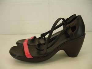 Womens-8-sz-38-Camper-sandals-brown-hot-pink-leather-high-block-heels-shoes-pump