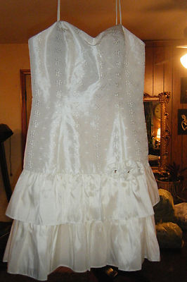 NWT DAVE & JOHNNY by Laura Ryner sz 3/4 White Layered Ruffled Jeweled DRESS Prom