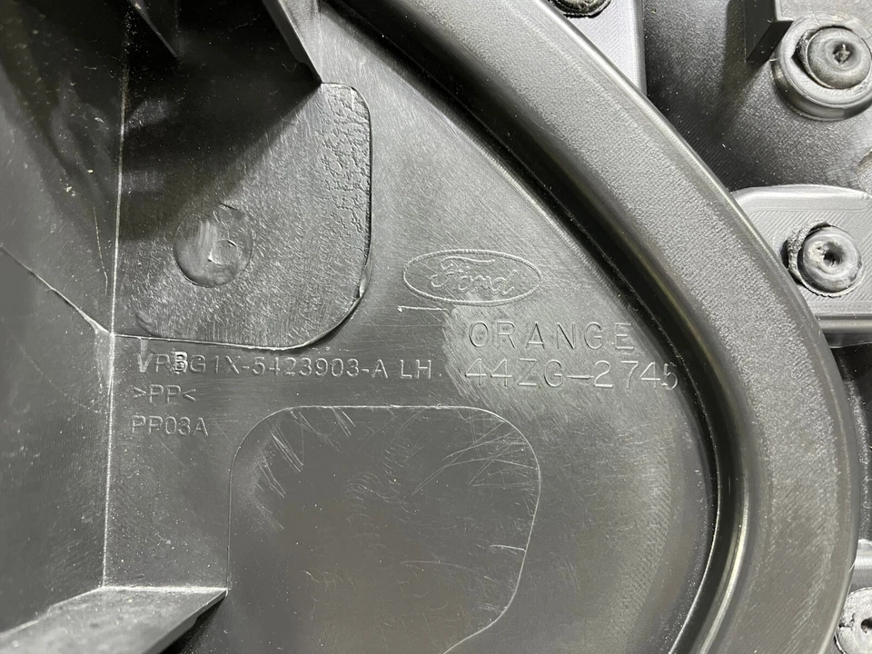 2010-2019 Ford Taurus Front Left Driver Side Door Trim Panel OEM - Изображение 4 из 4