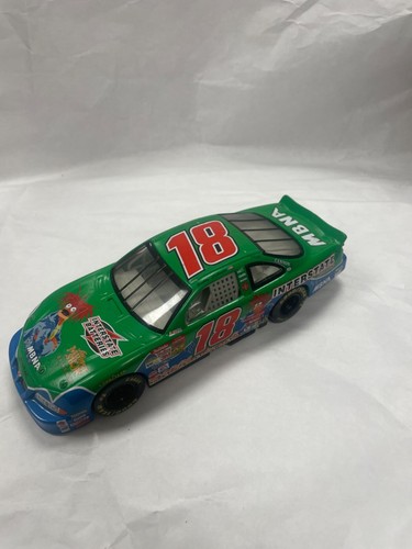 #18 Bobby Labonte 2002 Pontiac Diecast nascar 1:24 scale - Picture 3 of 5