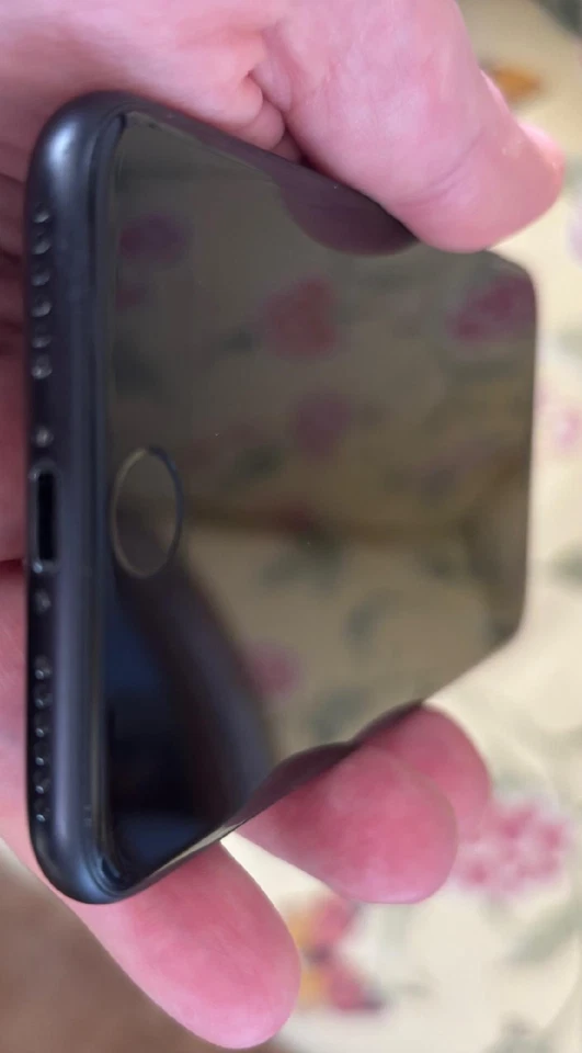 iPhone 7 32 Go excellent état de fonctionnement - Photo 4/4