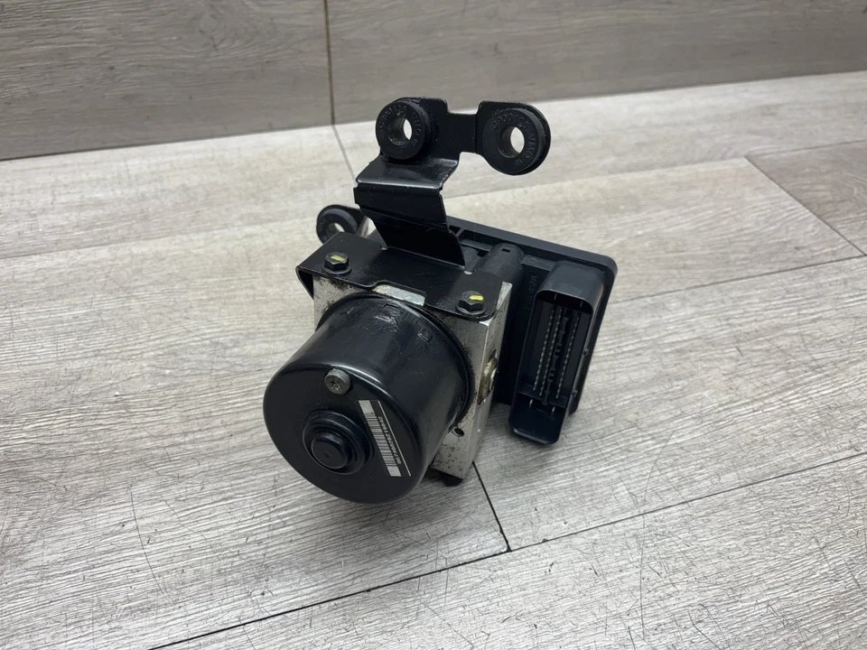 Módulo de bomba de freno ABS 2003-2006 OEM AUDI TT 1.8 | 8N0 907 379 J Foto 3 de 4