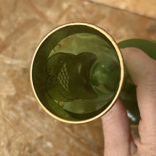 Vintage Tschechische Handbemalte Grün & Gold Glas Vase Floral 20,5 cm - Bild 6 von 10