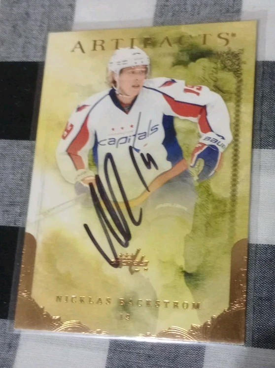 Picture 1 of 1