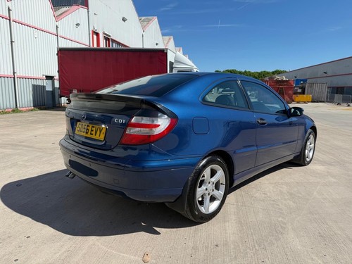 2006 Mercedes-Benz C-Class C220 CDI SE 3dr Auto COUPE Diesel Automatic - Picture 13 of 19