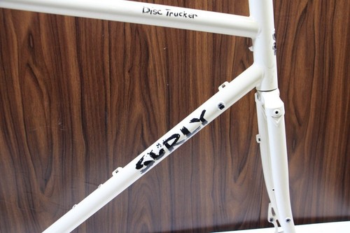 Surly Disc Trucker 700C Chromoly Frame 56cm Repainted Bike Frame - Picture 8 of 10