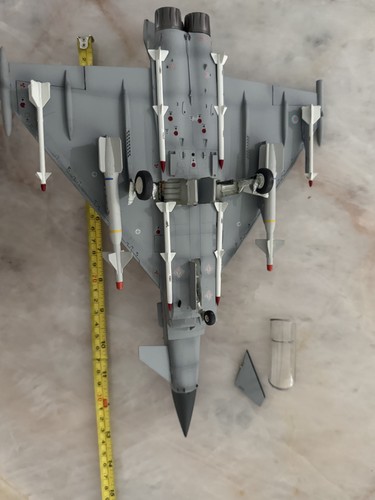 avión plástico modelo tifón pintado construir escala 1/48 - Imagen 18 de 18