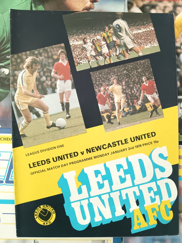Joblot 27 x Leeds United Football Club Official Match Programmes 1973 to 1993 - Picture 15 of 15