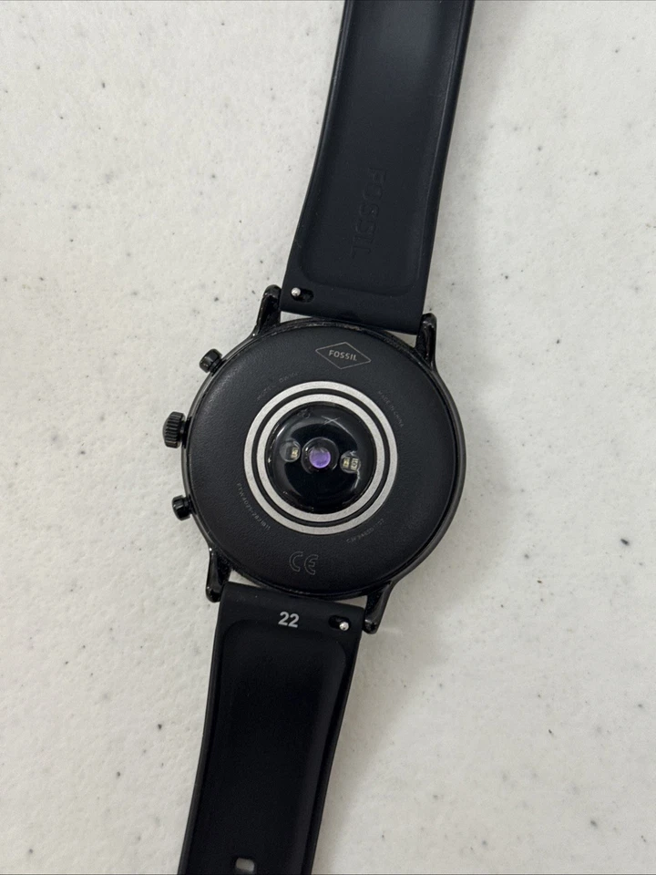Fossil DW10F1 Gen 5 8GB Carlyle HR Smartwatch GPS Only - Image 4 of 4