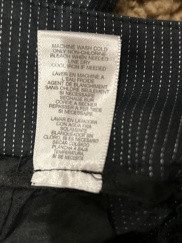 Michael Kors Size 2P Black Gray Pin Stripe Capri Pants Cropped Mid Rise - Picture 5 of 7