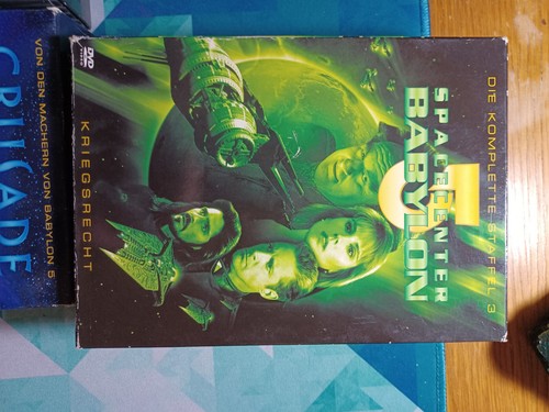 Spacecenter Babylon 5 German & English Region 2 DVD Seasons 1-5 & Crusade Boxset - Picture 7 of 19