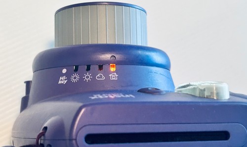Fujifilm Instax Mini 8 Instant Polaroid Camera Purple - Picture 9 of 14