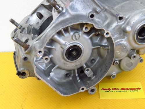 92-95 Suzuki RM125 engine motor crankcase crank cases left right set MATCHING - Picture 8 of 15