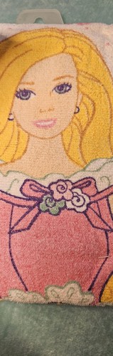 Ultra Rare Vintage Franco 1990s Barbie With Bouquet of flowers Kids Towel Set - Picture 3 of 6