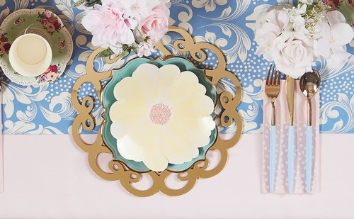 English Garden Birthday, Celebration, Holiday Party Box 8 Table Settings - Picture 3 of 7