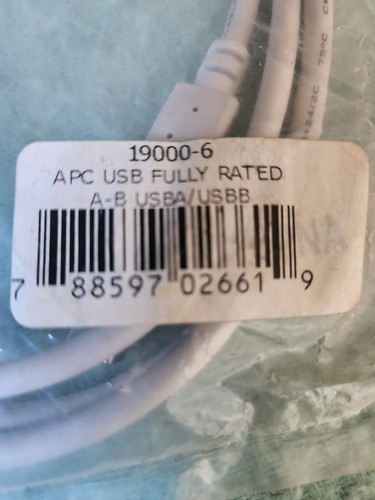 Lot of (9) APC USB-A/USB-B Six Foot Cables. - Picture 3 of 3