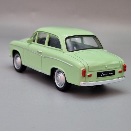 Syrena 105 Diecast Modellauto 1/43 - Neu in Box von Welly - Bild 2 von 7