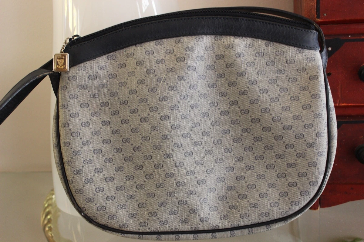 Authentic vintage gucci crossbody bag Clearance