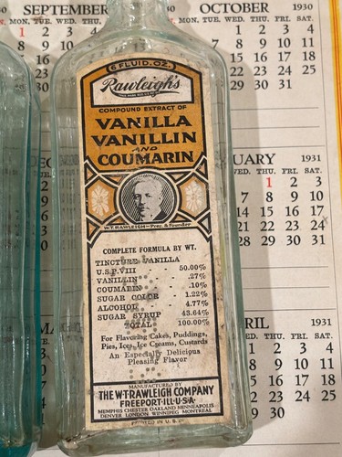 c.1930 Rawleigh’s Flavoring Extract Freeport IL bottles & calendar - Picture 3 of 3