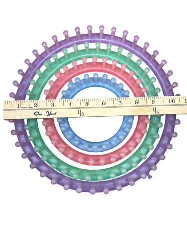 Round Knitting Loom Set - 4 Sizes - Multicolor Plastic Craft Tools Knit Crochet - Picture 2 of 3