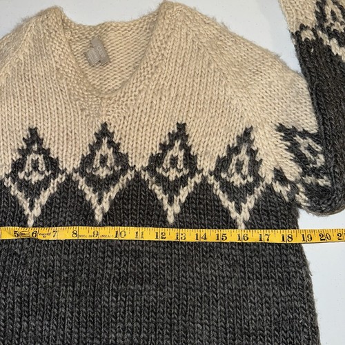 Vintage J Crew Hand Knit 100% Wool Chunky Sweater V Neck Size Small Heavy Bulky - Picture 12 of 17