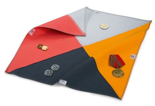 Lighthouse 4 in 1 Polishing Cloth For Coins Jewelries Gold Silver Copper  Brass - Picture 3 of 3