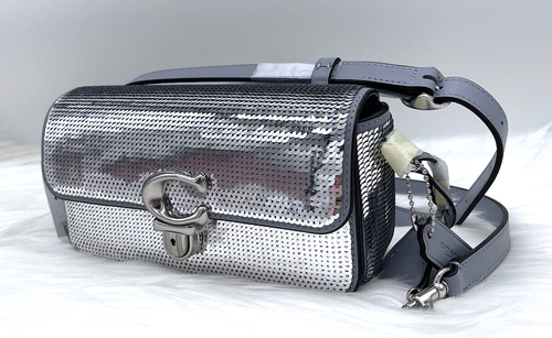 NUEVO $425 COACH Studio Baguette Brillante Lentejuelas Bolso Bandolera de Hombro en Plata - Imagen 2 de 20