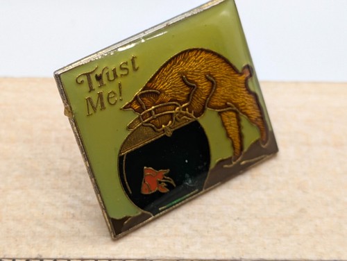 Lindo prendedor de solapa de pez dorado para gato "¡Confía en mí!" - Imagen 4 de 6