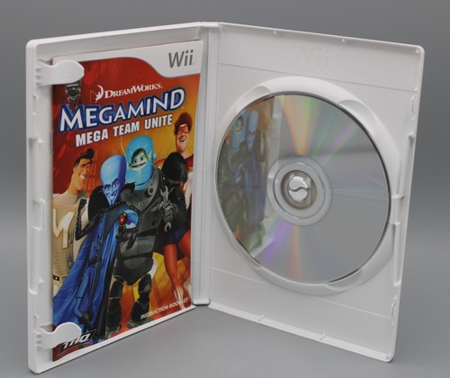 Megamind Mega Team Unite (Nintendo Wii, 2010) Complete Tested - Picture 4 of 4