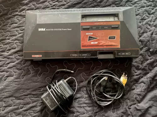 Consola de videojuegos SEGA Master System + cable de alimentación y adaptador de CA! SIN MANDOS