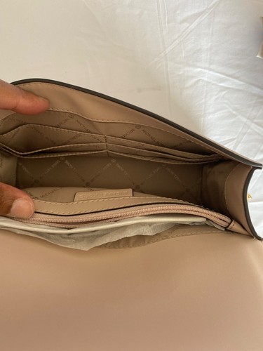 Borsa a tracolla Michael Kors da donna in pelle saffiano - borsa rettangolare rosa - Foto 9 di 17