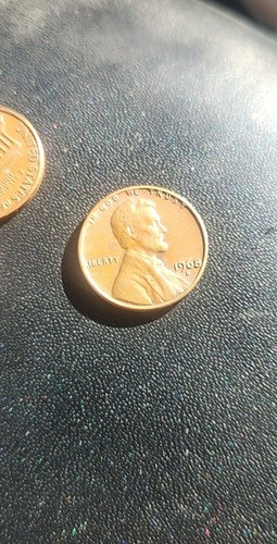 1968 D Lincoln Penny with Error on Top Rim, and "L" in Liberty on Edge, & more. - Picture 8 of 13