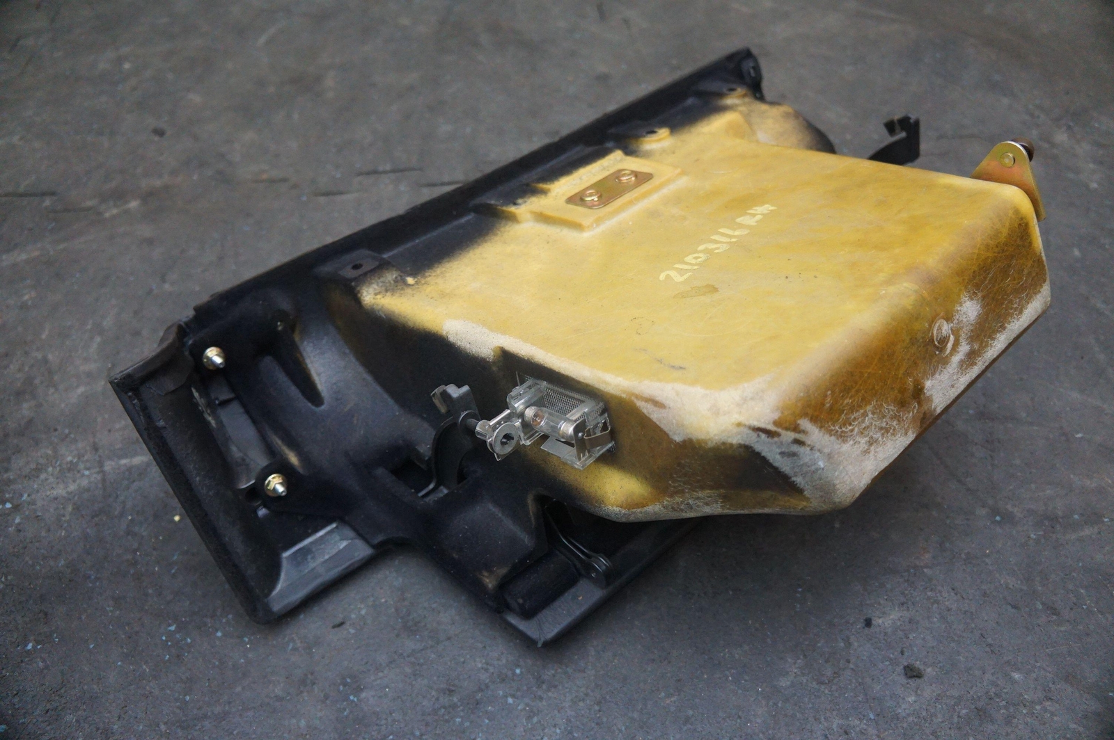 Dash Glove Box Door Compartment Assembly Ferrari 360 Modena Spider 2003 *NOTE*
